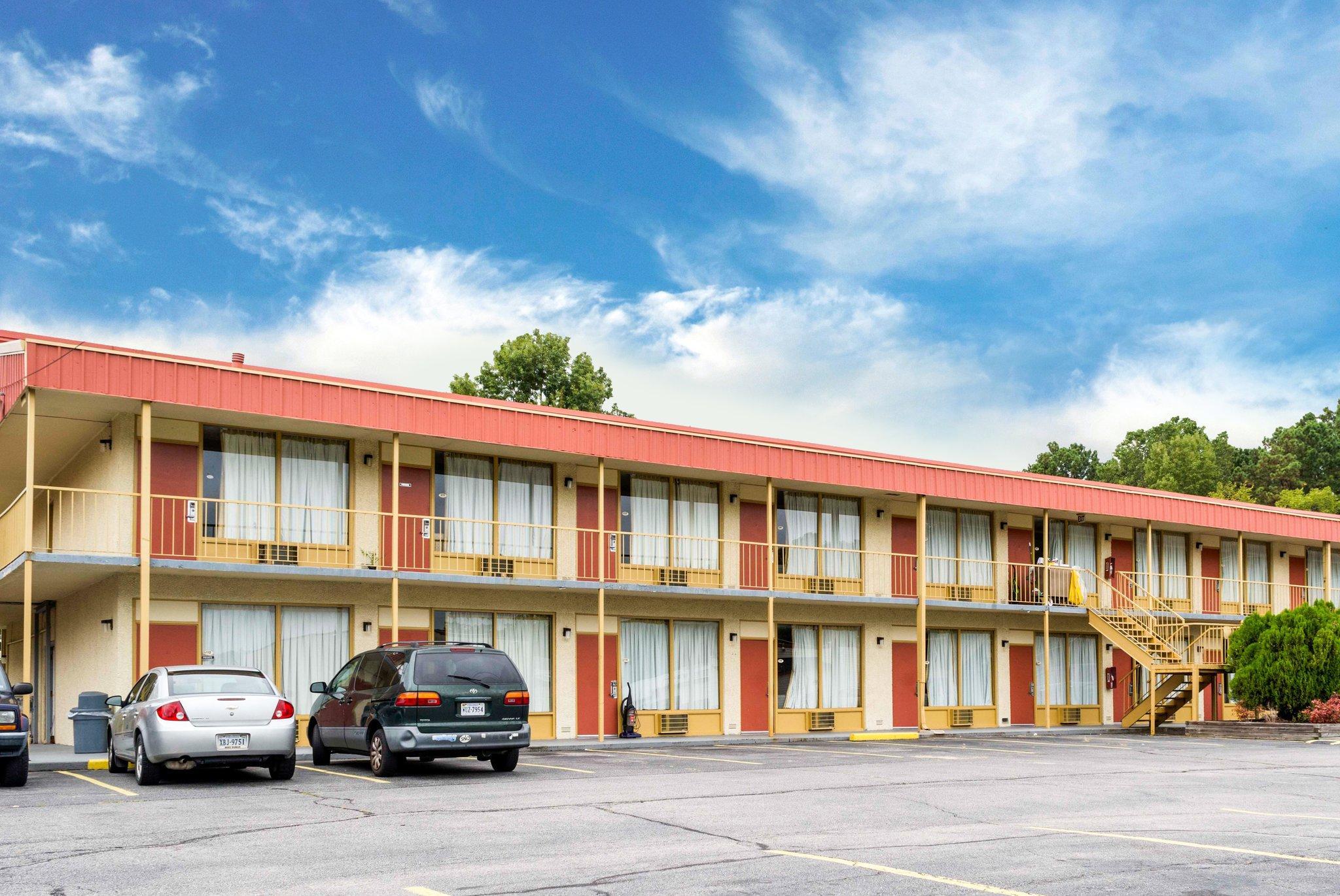 Econo Lodge Petersburg - Fort Lee Extérieur photo